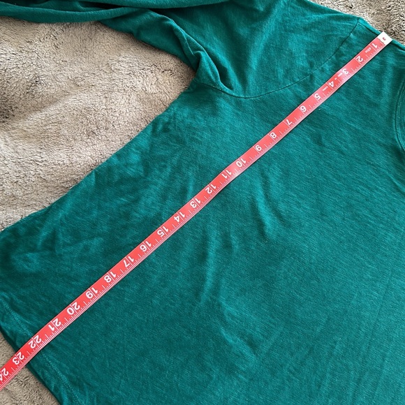 JCrew Girlfriend Tee - Picture 5 of 8